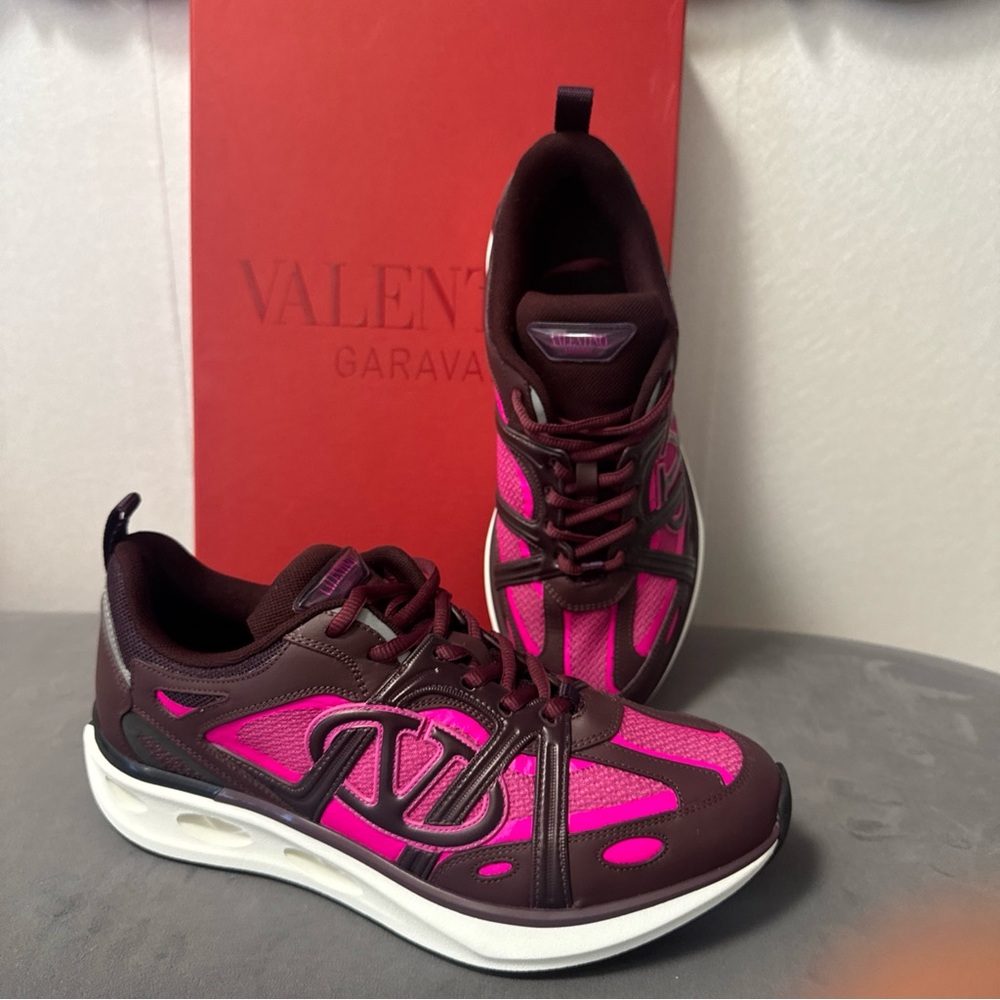 New Mens Valentino Garavani VLogo Easy Jog Sneakers Rubin/Pink Sz42 $1050